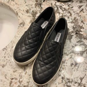 Steve Madden ECENTRCQ BLACK